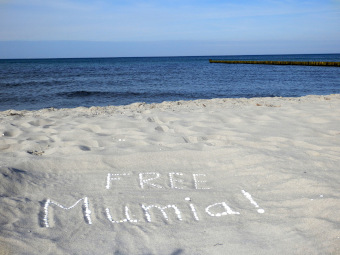 Urlaubsgruesse für Mumia